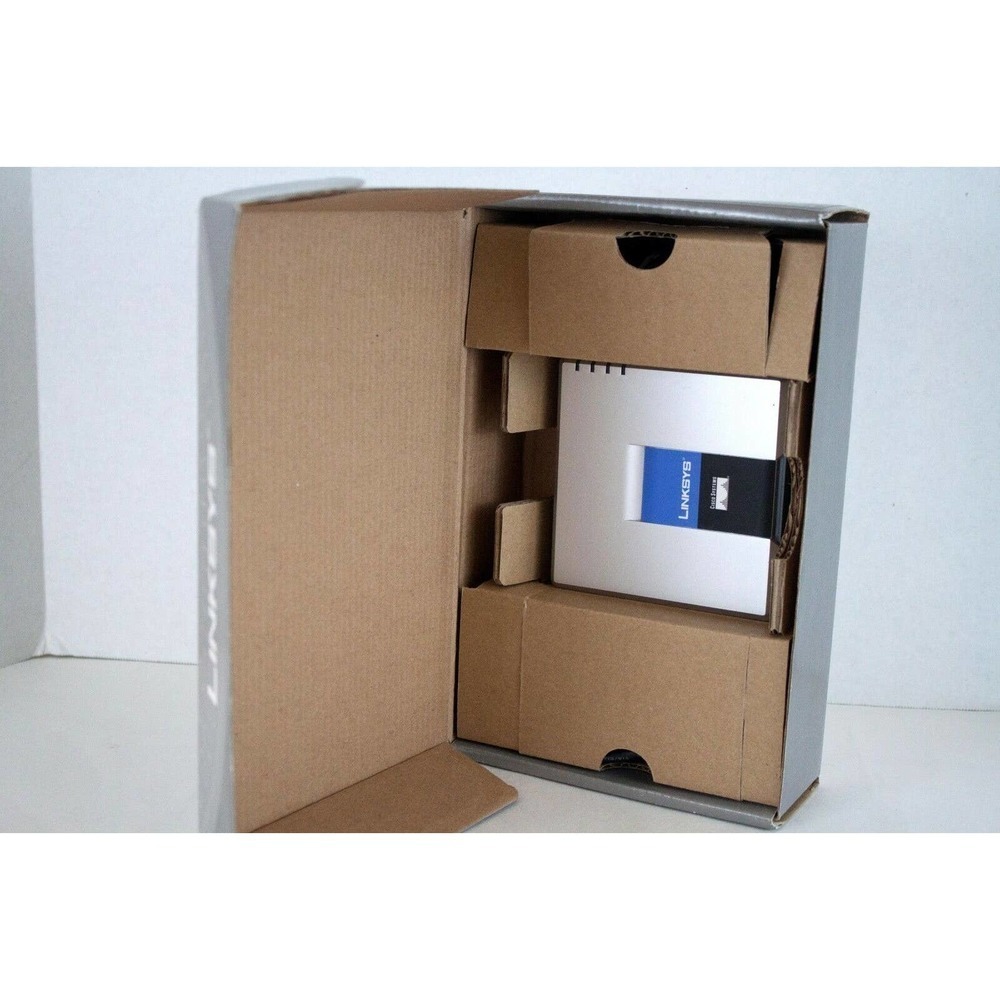Cisco Systems Linksys Phone Adapter with Router SPA2102-R1 - Picture 3 of 8